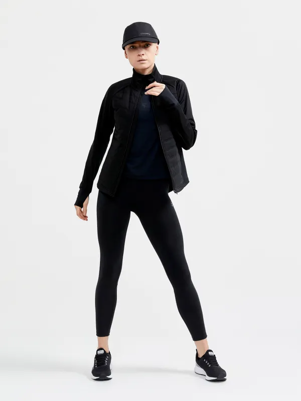1911670-999000_ADV Charge Warm Jacket W_Closeup5.jpg